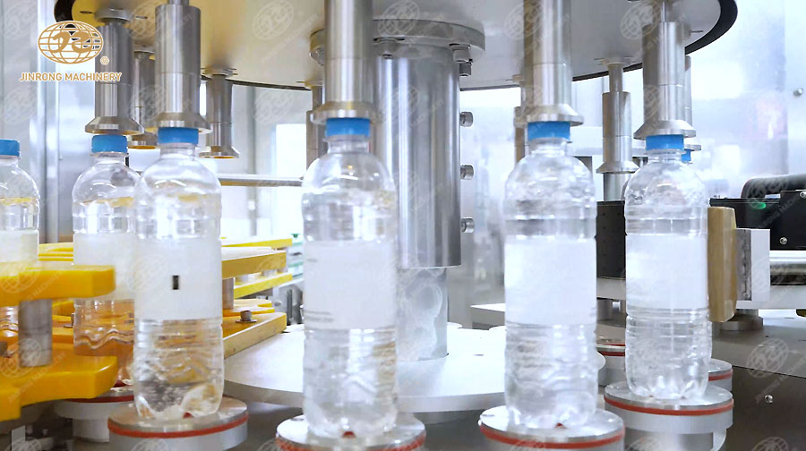 OPP熱熔膠貼標(biāo)設(shè)備-7 OPP熱熔膠貼標(biāo)設(shè)備-7